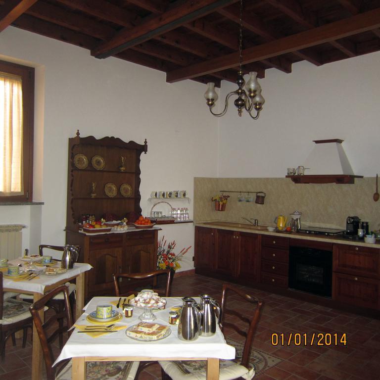 ماجنتي Bed And Breakfast Azienda Agricola Cascina Salazzara الغرفة الصورة
