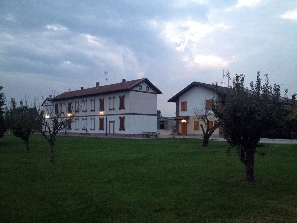 ماجنتي Bed And Breakfast Azienda Agricola Cascina Salazzara المظهر الخارجي الصورة